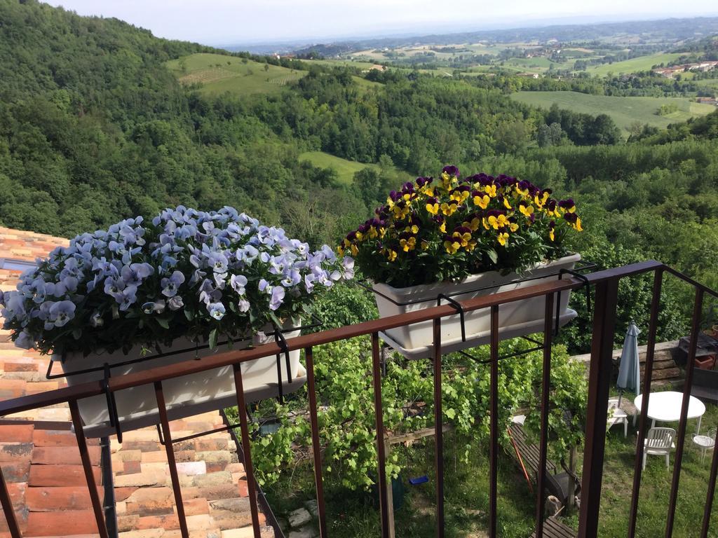 B&B Monferrato La Casa Sui Tetti Murisengo Kültér fotó